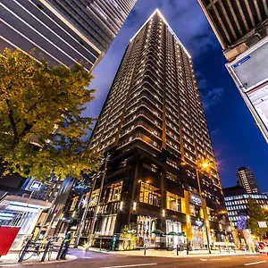 Apa & Midosuji Hommachi Eki Tower 3* 大阪